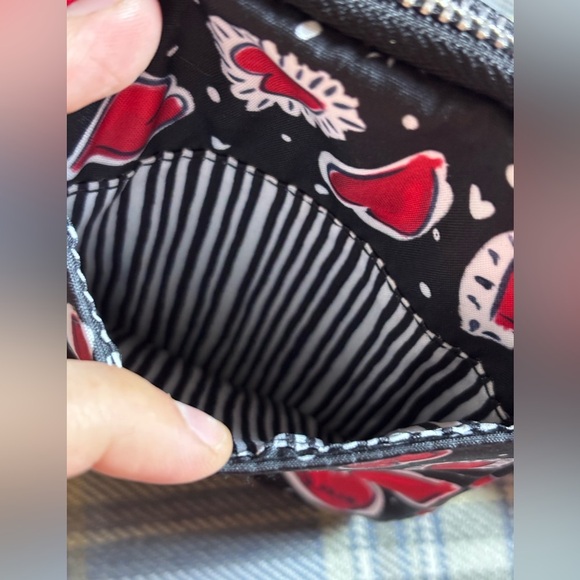 BRIGHTON "Hearts a Flutter" Utility Bag - Picture 4 of 10